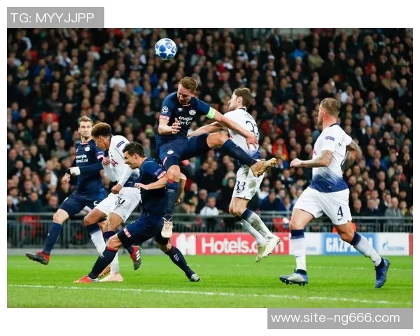 中日德兰主场迎战利物浦双方争夺欧战资格的关键之战 中日德兰主场迎战利物浦双方争夺欧战资格的关键之战